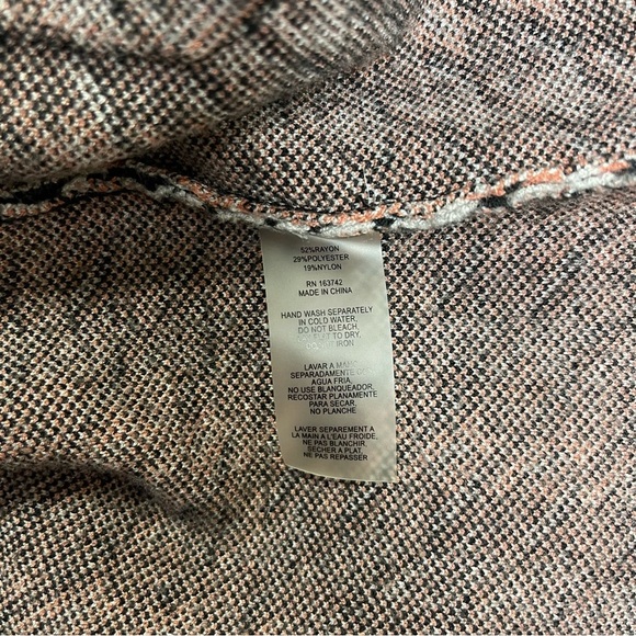 Joie Blazer Women’s Size Small Black Grey Houndstooth Knit Gold Double-Breasted - Picture 9 of 9